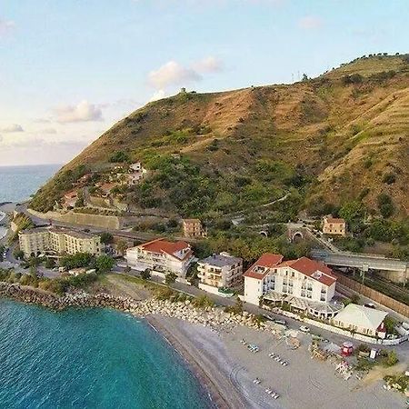 Hotel Ristorante Mareblu Amantea Dış mekan fotoğraf