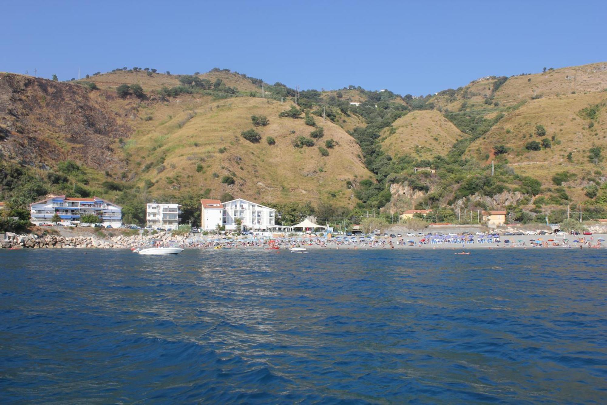 Hotel Ristorante Mareblu Amantea Dış mekan fotoğraf